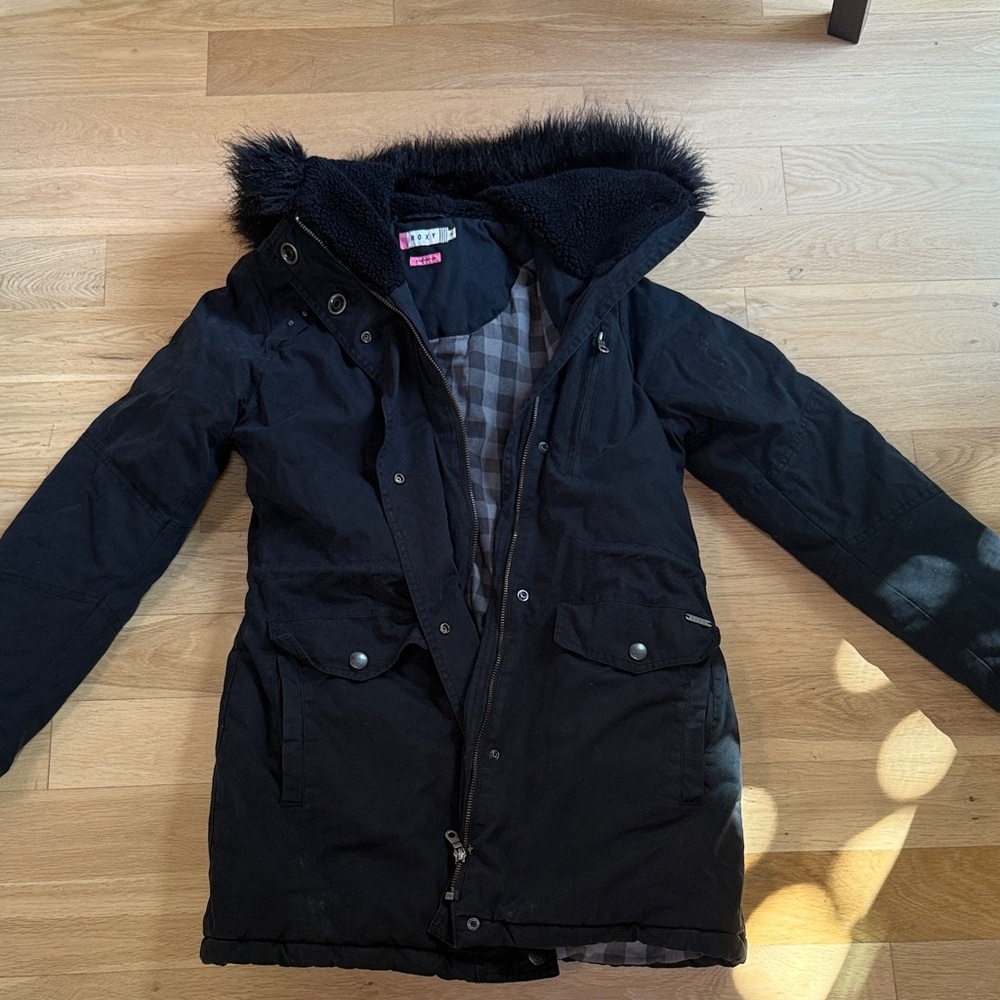 Roxy Black Ski Jacket with Faux Fur Hood